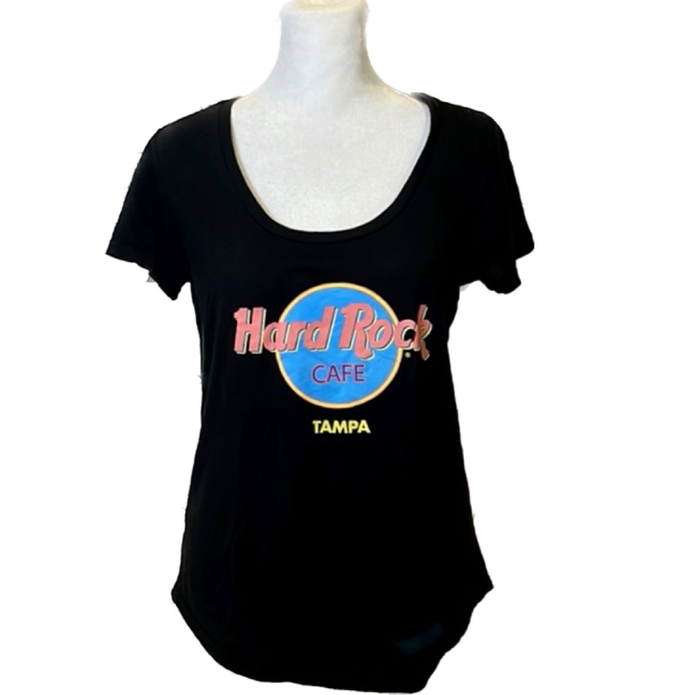 Hard Rock Cafe Tampa Black Scoop Neck T-Shirt, Women’s Size XS.